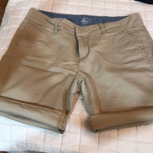 G.H Bass Tan shorts
